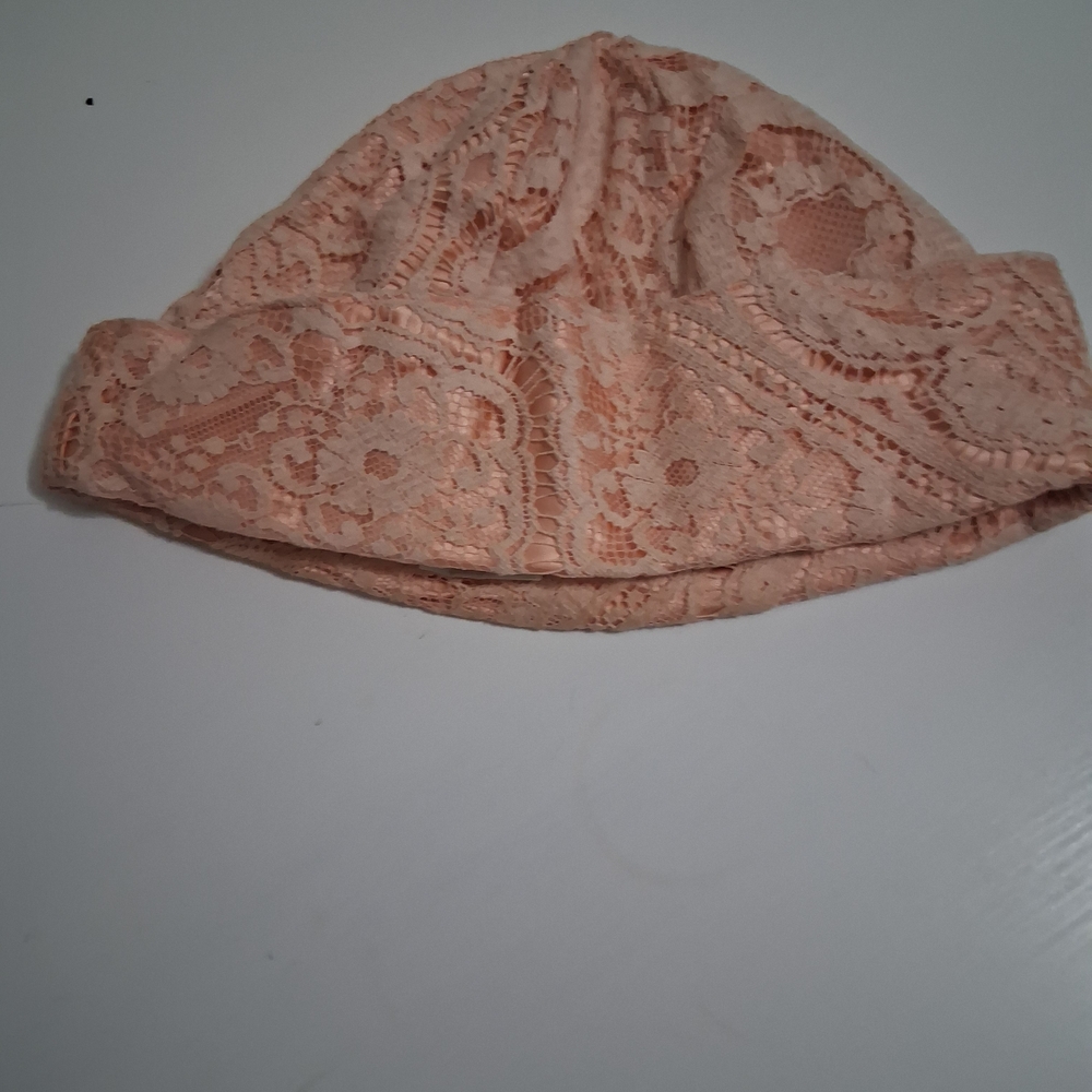 Gunne Sax Peach Satin Skull Cap with Lace Trim